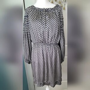 Max Studio Midi Dress Women's S Cream & Navy Geometric Pattern Blouson Satin